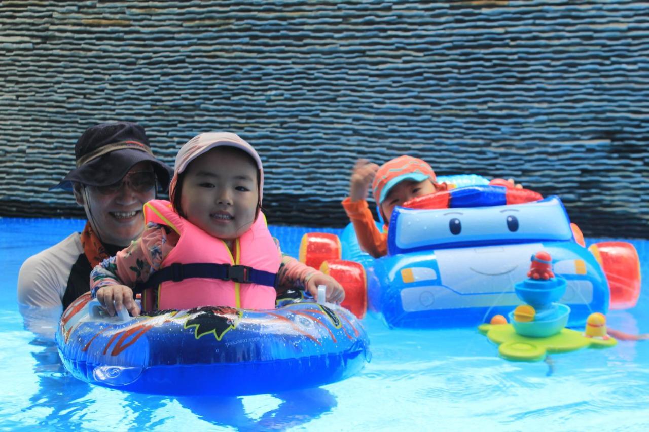 Vivian Villa & Apartment By My Khe Beach Đà Nẵng Exterior foto
